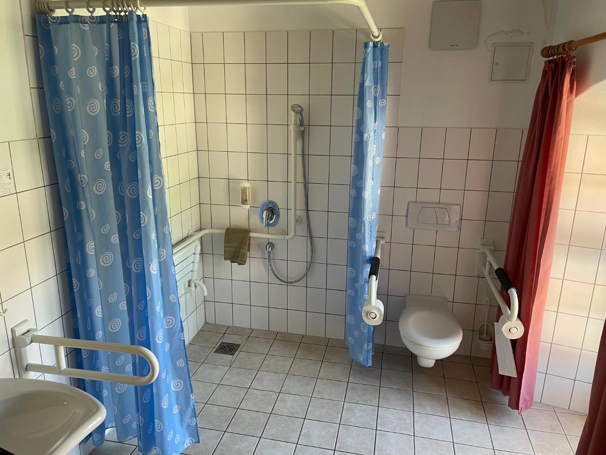Gaestehaeuser St. Marienthal Bagian luar foto